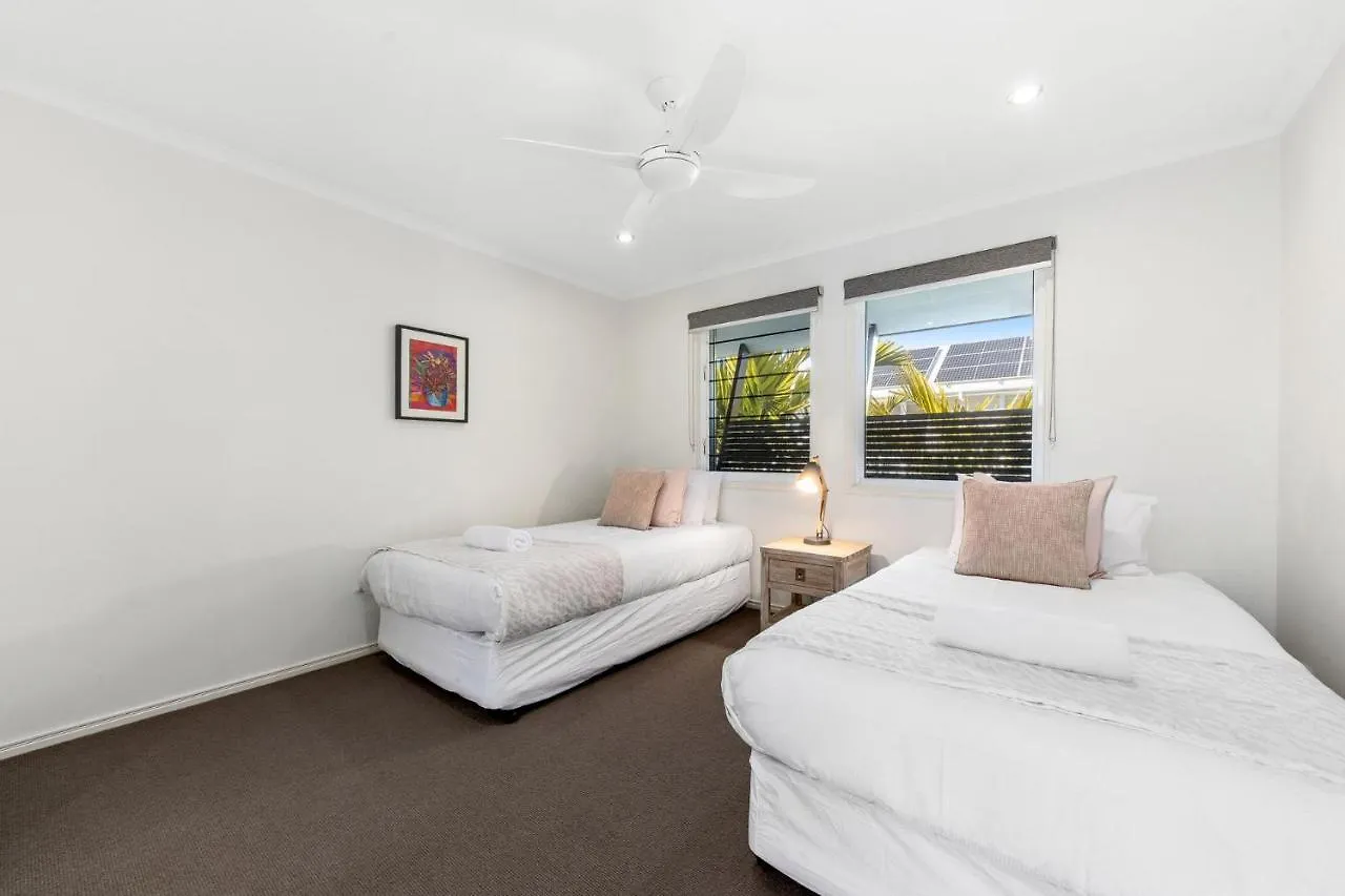 Sand And Sea Beach House Marcoola Holiday home