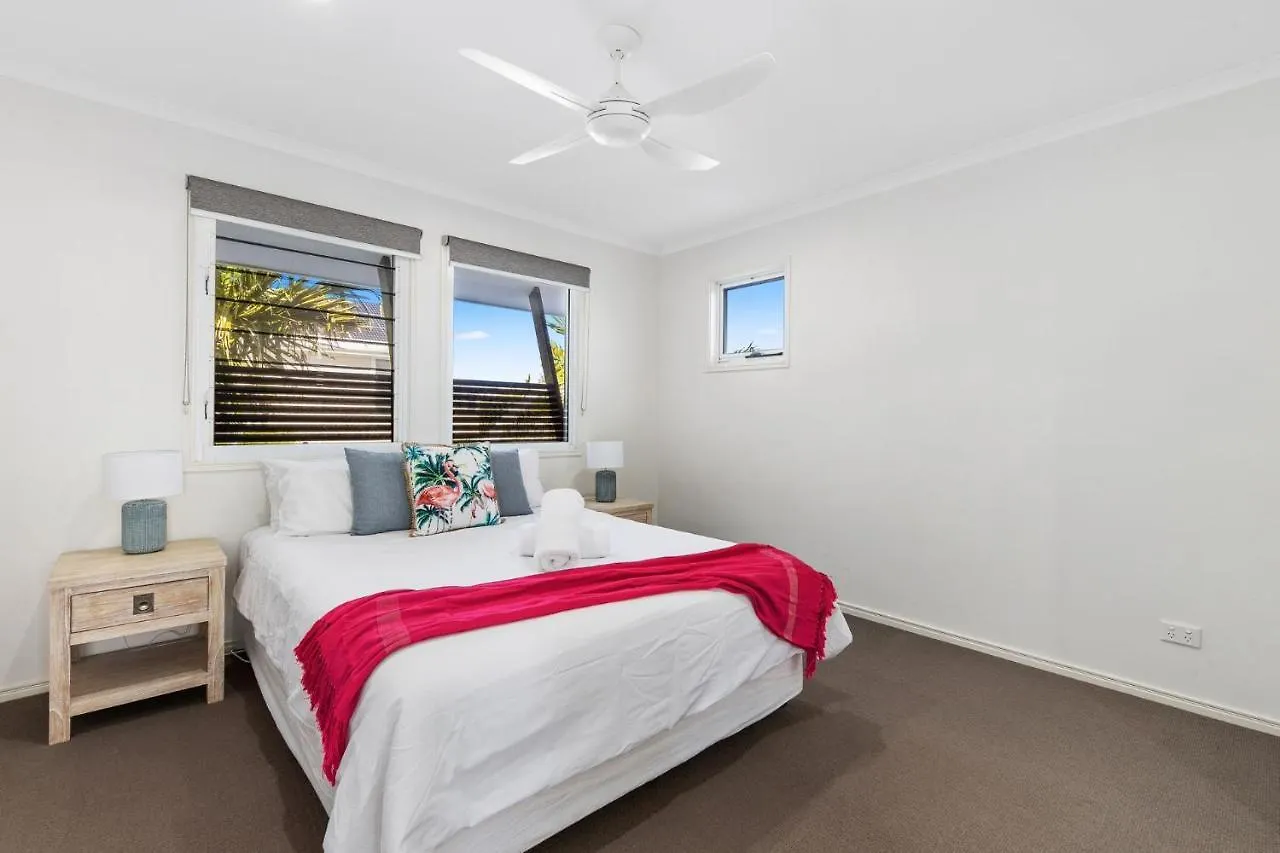 Sand And Sea Beach House Marcoola Holiday home