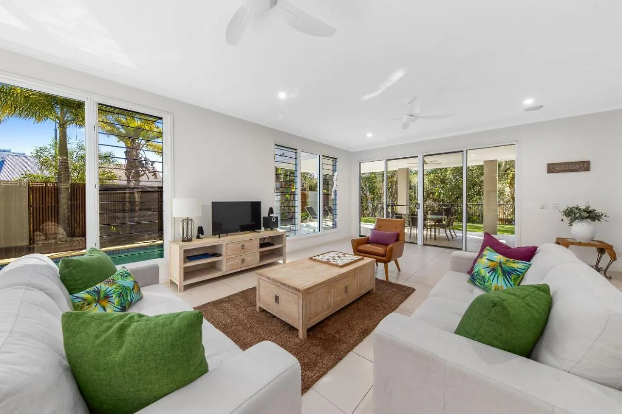 Sand And Sea Beach House Marcoola Holiday home